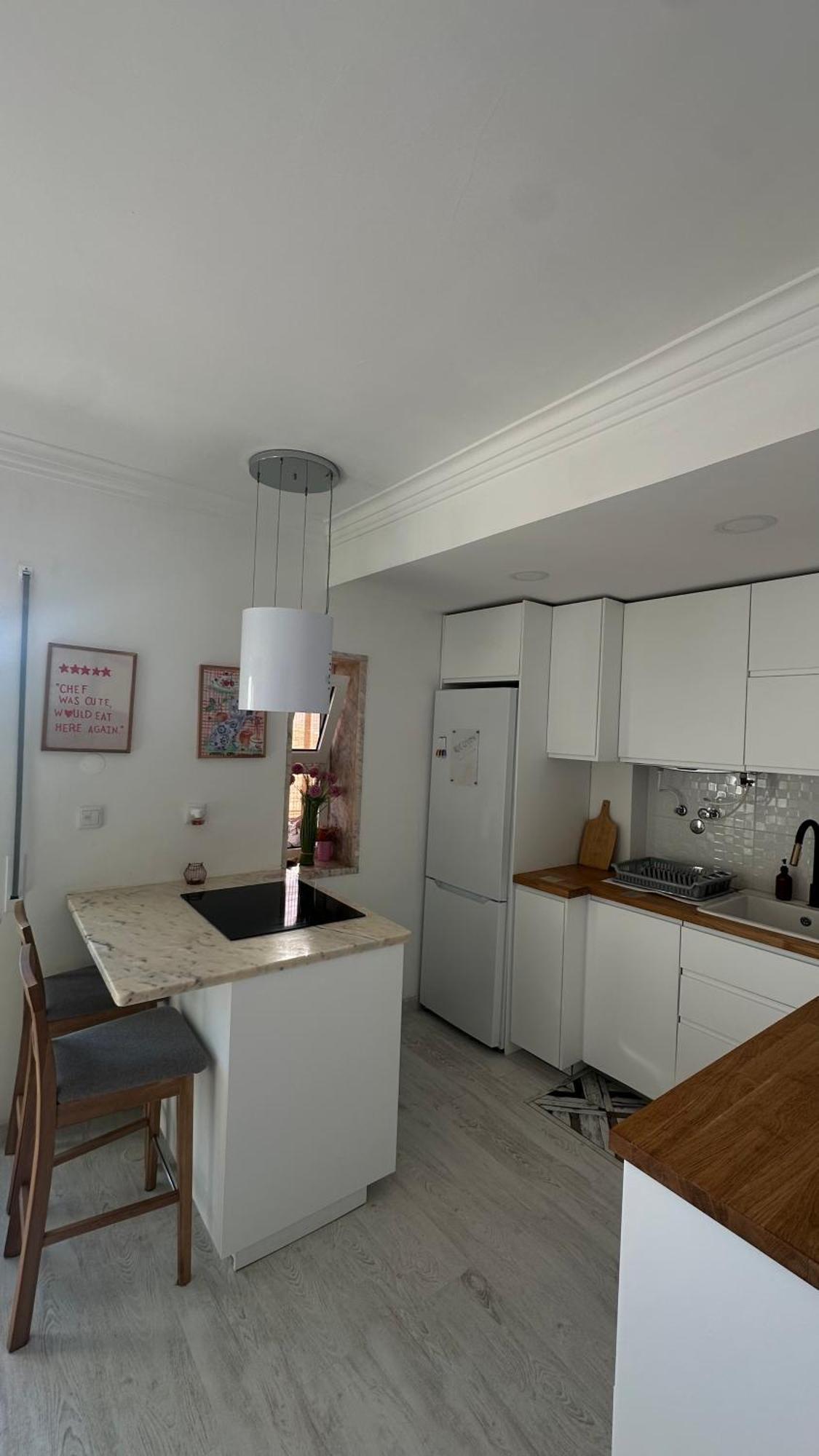 1-Bedroom Sea View Apartment With Private Balcony Costa Da Caparica, Just 5 Minutes From The Beach コスタ・ダ・カパリカ エクステリア 写真