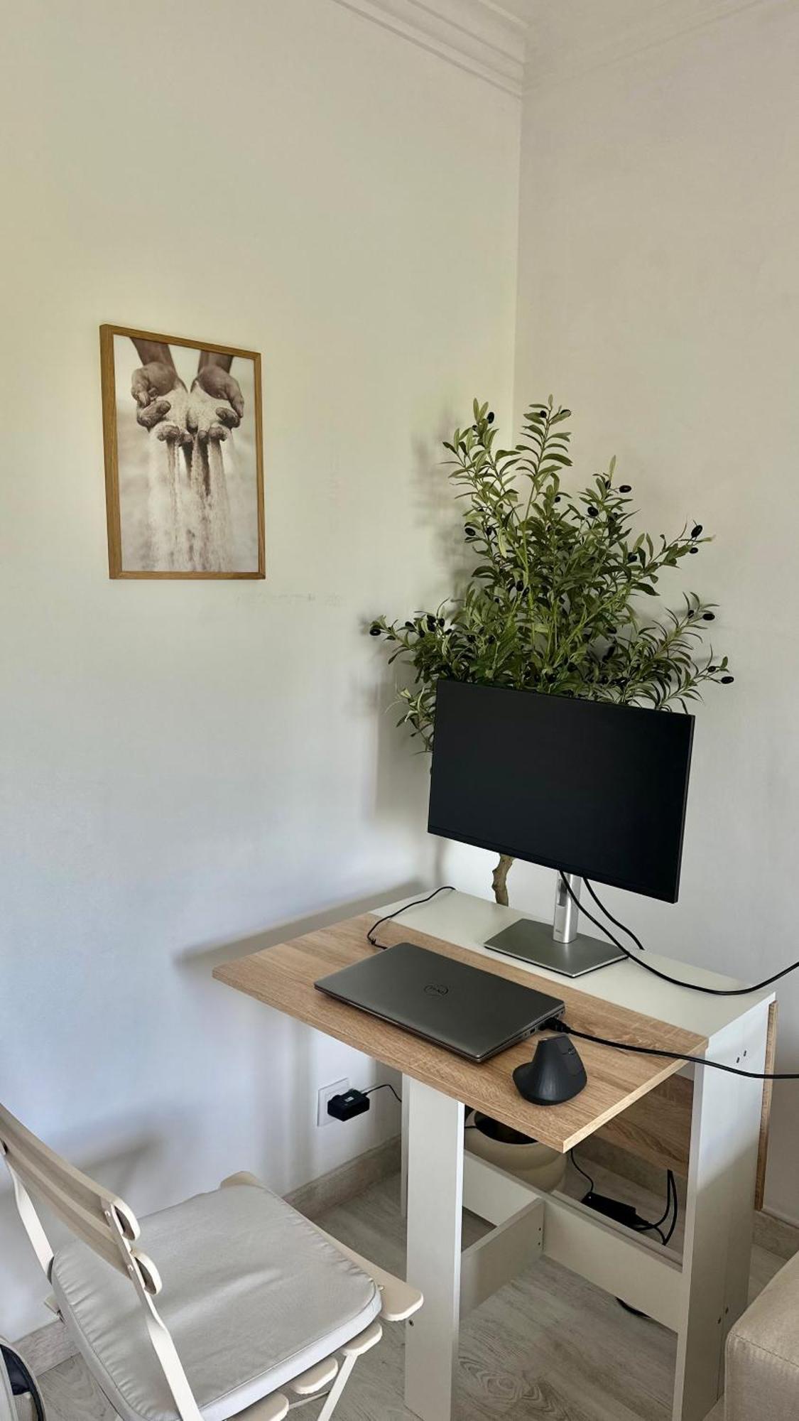 1-Bedroom Sea View Apartment With Private Balcony Costa Da Caparica, Just 5 Minutes From The Beach コスタ・ダ・カパリカ エクステリア 写真